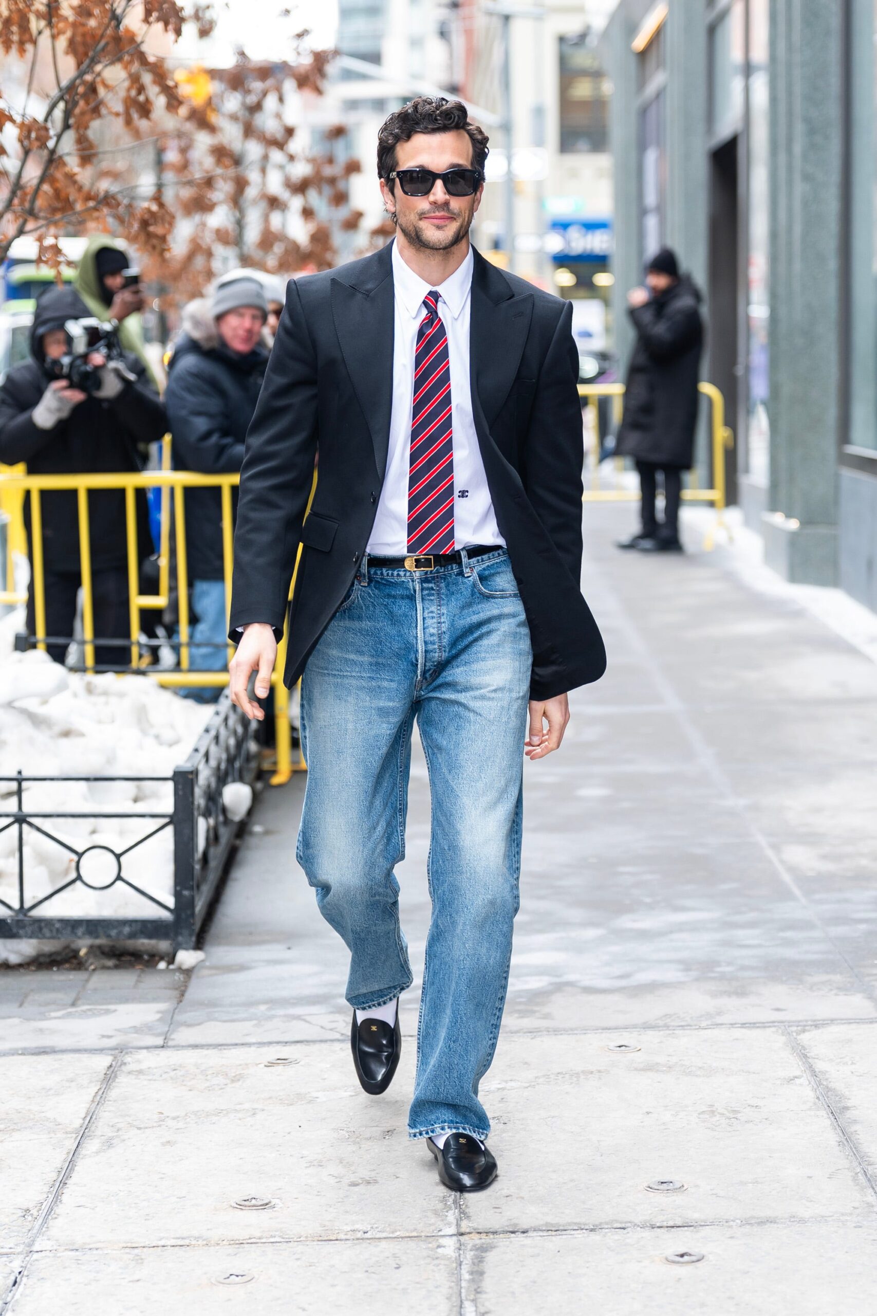 Mastering Timeless Style: Emulating JFK Jr.’s Enduring Look for the Modern Man